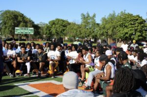 Chicago offensive and defensive linemen competing at the 2026 IHSA Combines